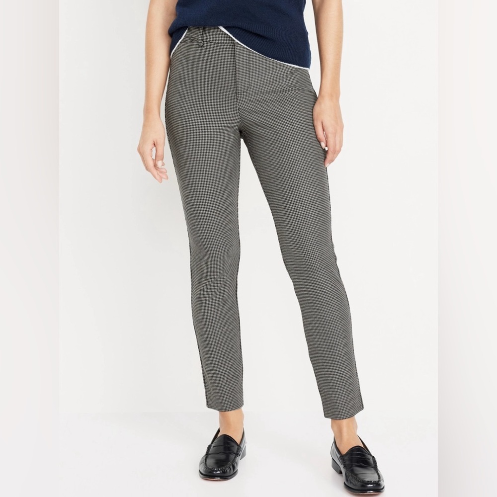 High Rise Pixie Pant - Picture 2 of 8